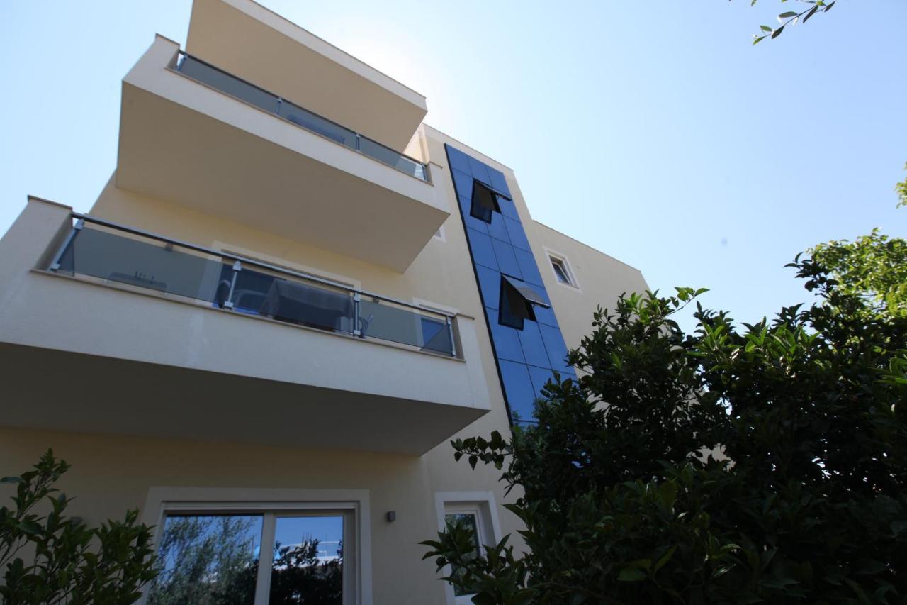 Hotel Golden Εξαμίλιο Εξωτερικό φωτογραφία