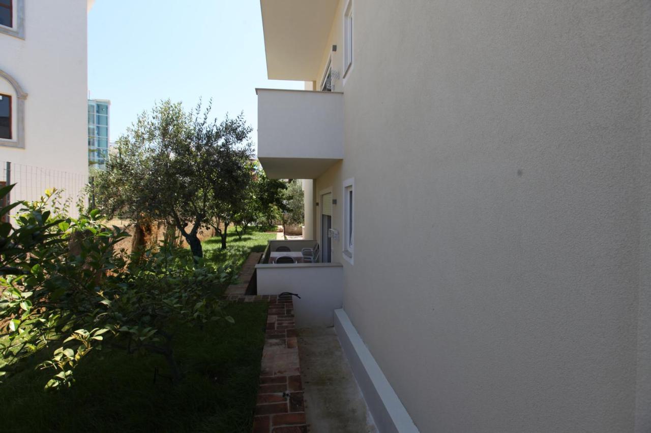 Hotel Golden Εξαμίλιο Εξωτερικό φωτογραφία